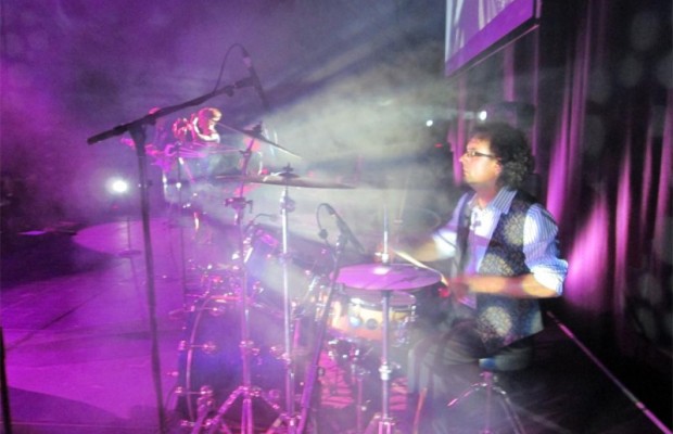 Fever – Entertainment-Bureau – Book Adelaide Wedding and Corporate Cover Bands