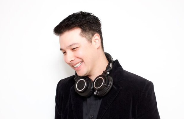 DJ Lee – Entertainment Bureau – Book Sydney Based Wedding and Event DJs