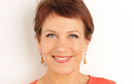JENNIFER BYRNE