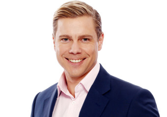 Josh Holt - Entertainment Bureau